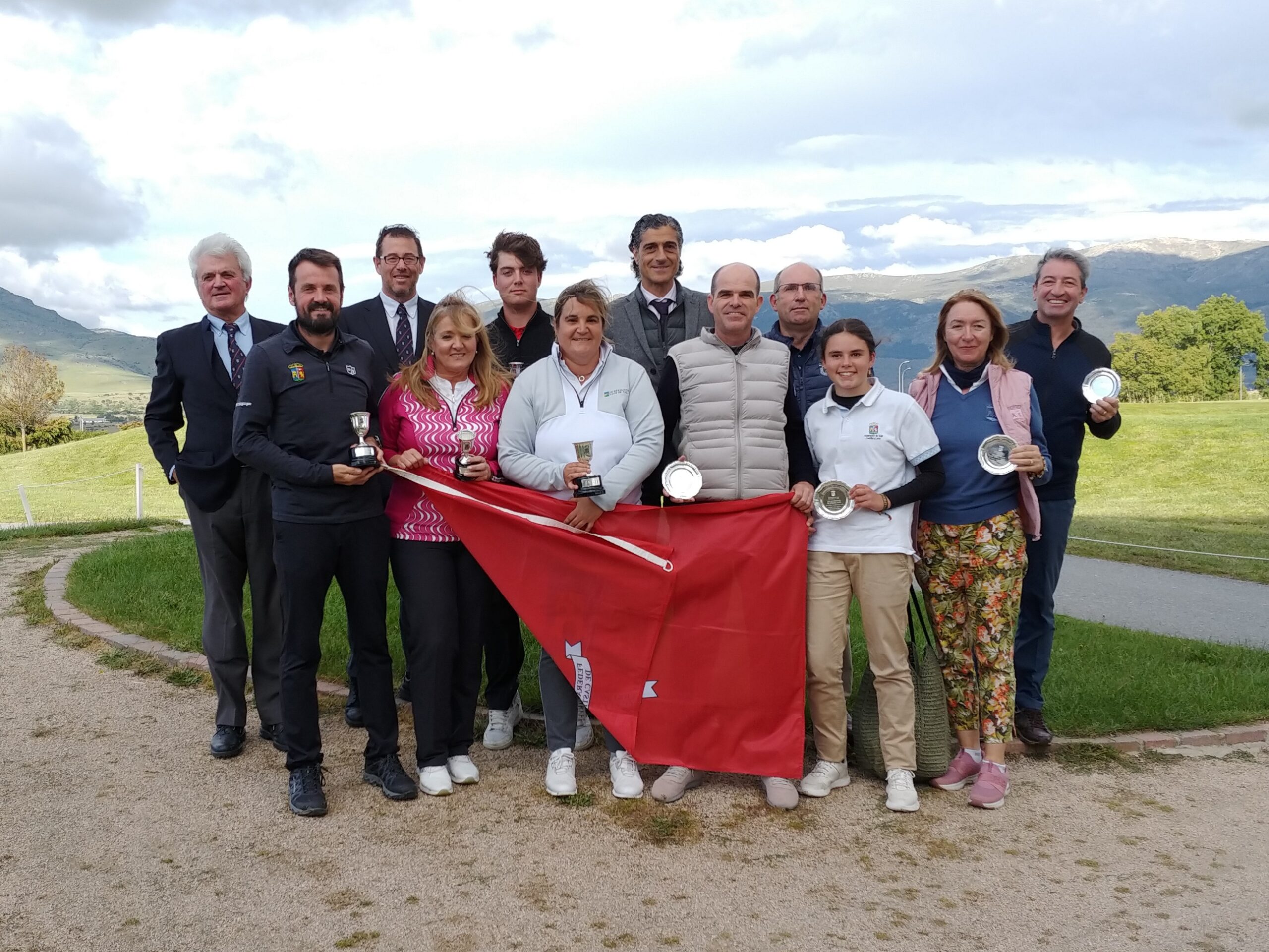 Nuevo triunfo de José María y Raquel Ortiz de Pinedo en el Campeonato Dobles Mixto de CyL