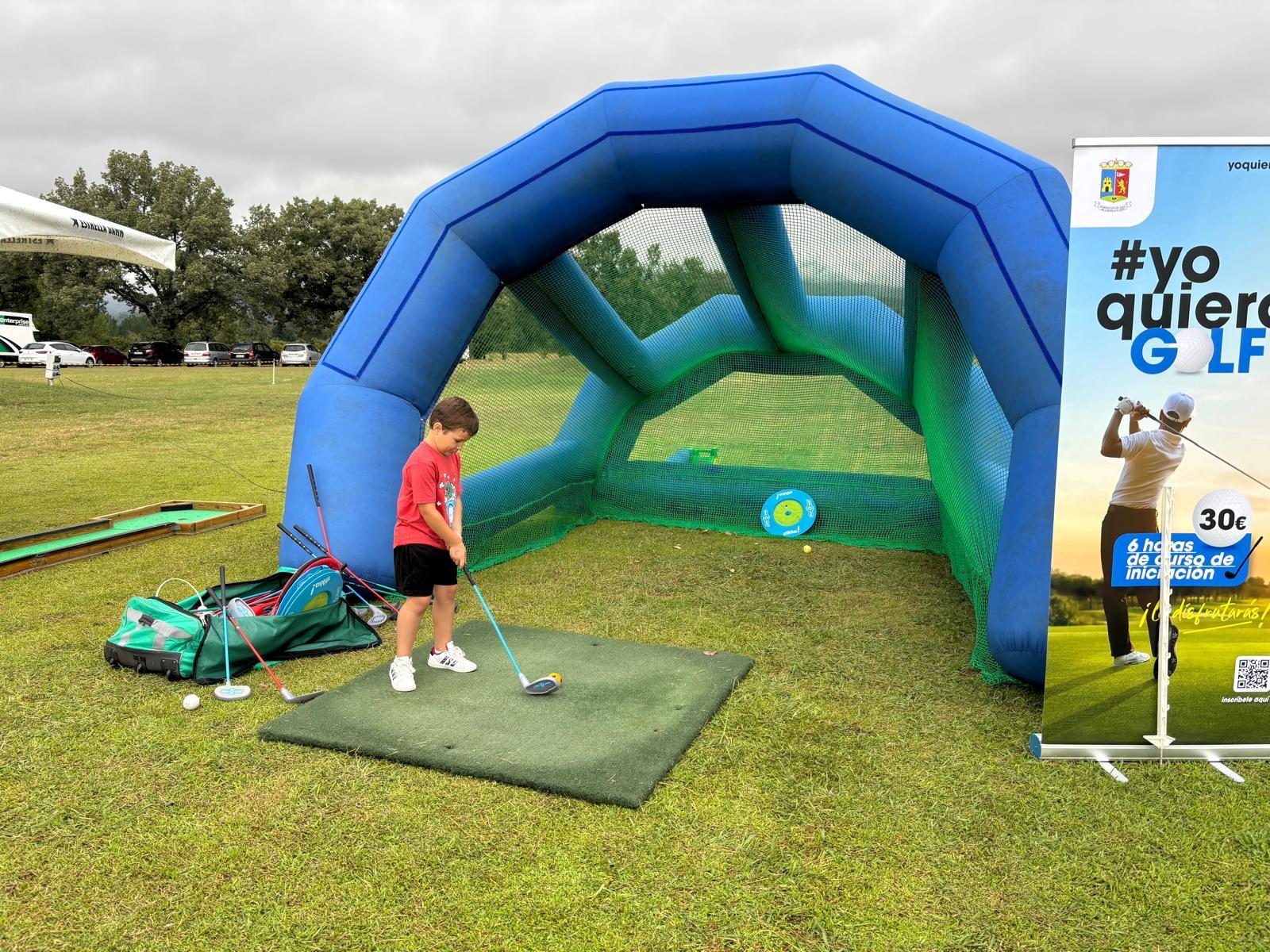 La Federación de Golf de Castilla y León extiende su campaña de promoción de golf a Candeleda