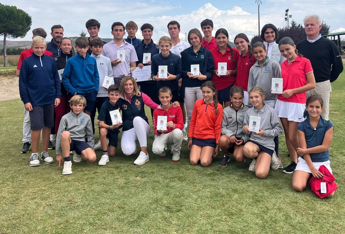 Carlos Cervero y Elia Ortiz de Pinedo, mejores resultados en la fiesta del Pitch & Putt juvenil de Castilla y León