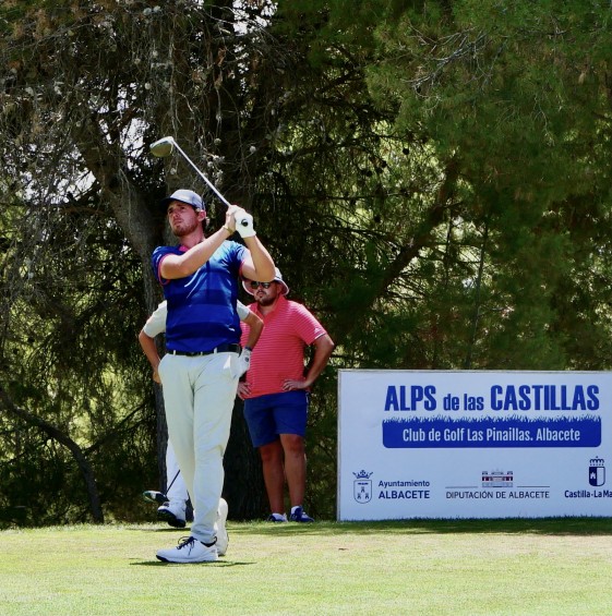 Manuel Elvira se pone a tiro la victoria en el Alps de las Castillas