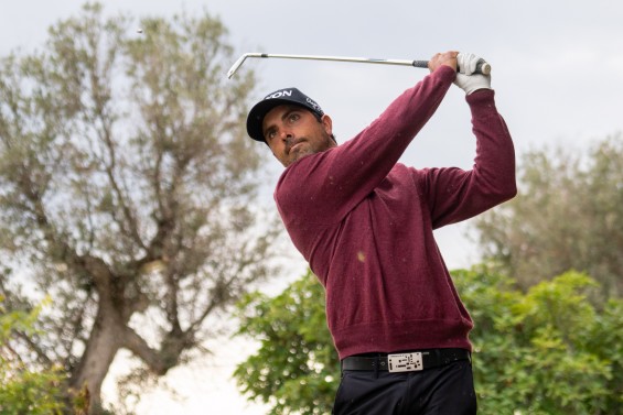 Juan Salama defiende el título de campeón de la PGA de España en La Faisanera