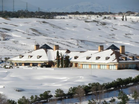 ¿Cómo recuperar un campo de golf nevado?