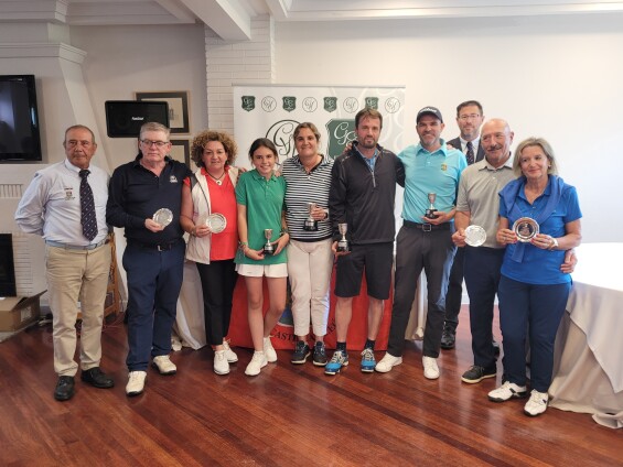 José María y Raquel Ortiz de Pinedo suman un nuevo triunfo en el Campeonato Dobles Mixto de CyL