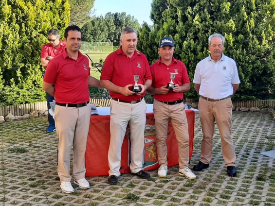 Alberto de Antonio Palermo y José Antonio González Pertejo suman su nombre al palmarés del Campeonato de Dobles de Pitch & Putt de Castilla Y León