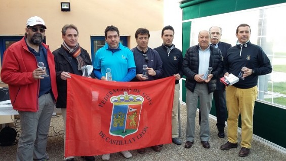 Alfredo García inaugura el palmarés del Circuito de Pitch & Putt de CyL 2016