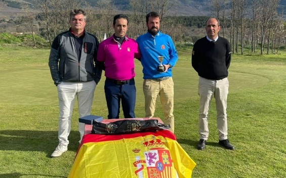 Cuarto título de campeón de Pitch & Putt de Castilla y León para José María Ortiz de Pinedo