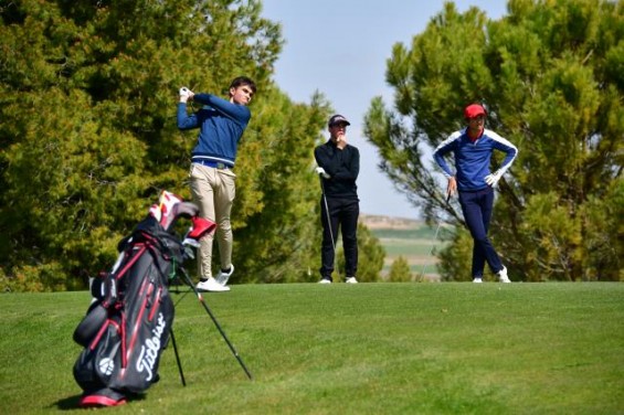 Vídeo de apoyo y homenaje a los campos y federados de golf de Castilla y León