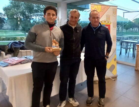 Los Pedro Treceño, ganadores por segunda vez consecutiva del emotivo Campeonato de Navidad Padres e Hijos de Castilla y León