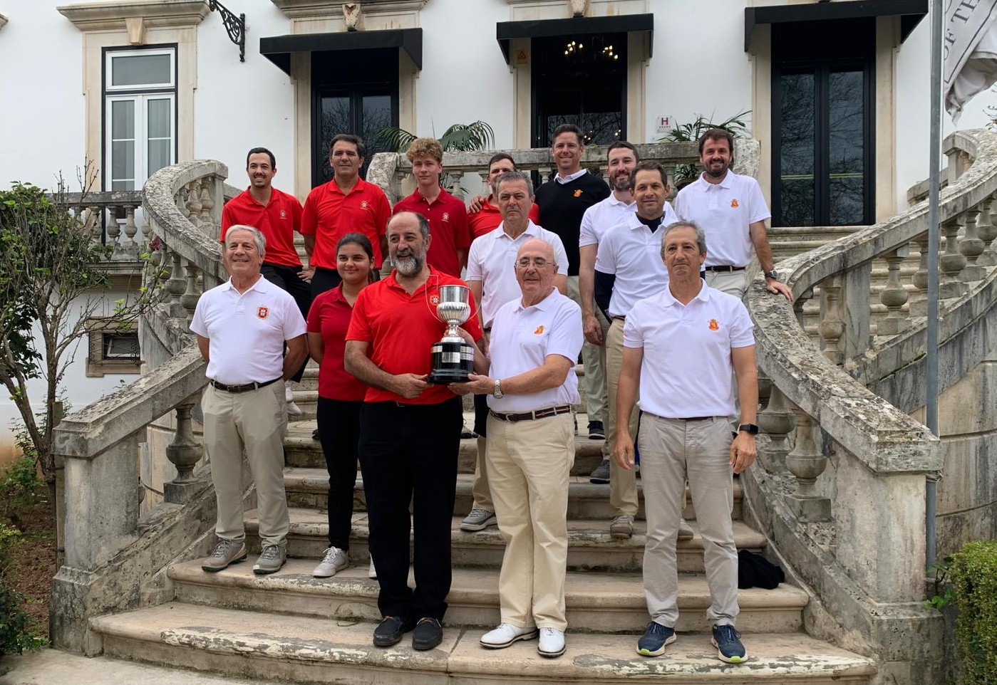 Victoria de Portugal en el Match de Pitch & Putt contra España, con participación de José María Ortiz de Pinedo